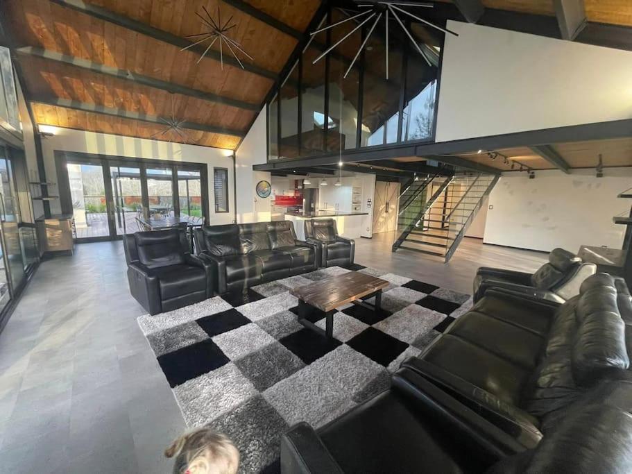The Clubhouse Villa แฮมิลตัน ภายนอก รูปภาพ